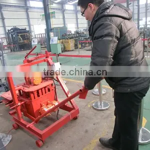 QT40-3C Very Cheap Small Concrete Block Making Machine Movable thumbnail-5