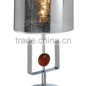 Decorative Plastic Desk Light With Wood Decoration Bedroom Desk Lamp thumbnail-2