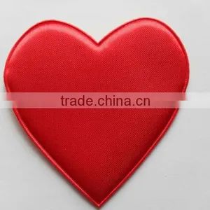 Ultrasonic Embossing Laser Cut Red Heart for Garment Accessories / for Toy thumbnail-1
