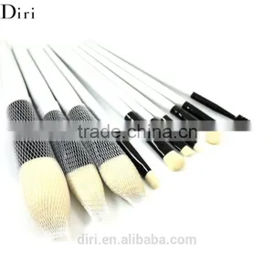 10pcs Top Quality Professional Wood Handle Makeup Brush Set thumbnail-5