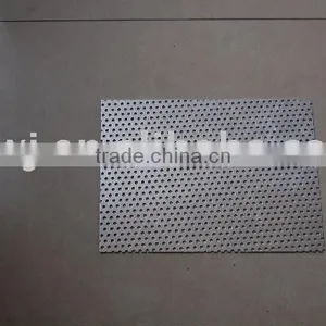 Color Perforated Plate of of High Quality thumbnail-1