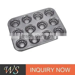 12 Cups Carbon Steel Flower Shape Baking Pan thumbnail-1
