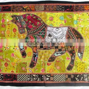 Indian Old Fabric Wall Decor With Horse Figure - Handworked Cotton Fabric Patchwork Wall Hanging Tapestry thumbnail-4