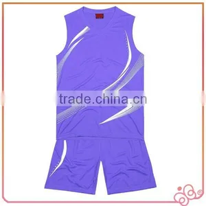 China OEM Service New Design High Quality Men Sports Track Suits Basketball Soccer Jersey Sets thumbnail-1