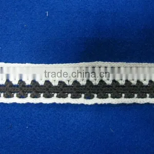 Machine Crochet Cotton Lace Trim thumbnail-1