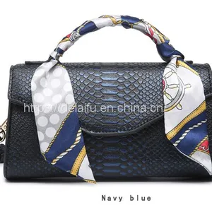 2023 Spring New Arrival Serpentine Cross-body Small Square Bag Factory Stock Wholesale thumbnail-4