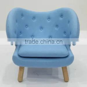 Replica Fiberglass Material Elegant Grace Cashmere Finn Juhl Pelican Chair With Solid Wood Frame thumbnail-5
