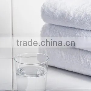 White Microfiber Towels thumbnail-1