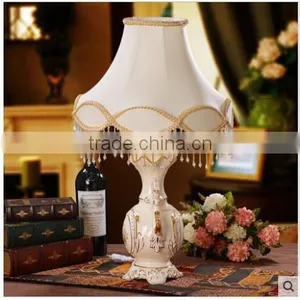 Luxury Gold Outline Flower European Table Lamp for Home Lighting thumbnail-1