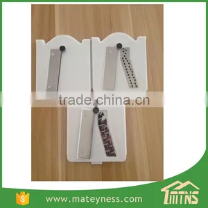 Tri-blade Plastic Spiral Vegetable Slicer thumbnail-5
