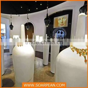 Acrylic Jewellery Window Display thumbnail-1