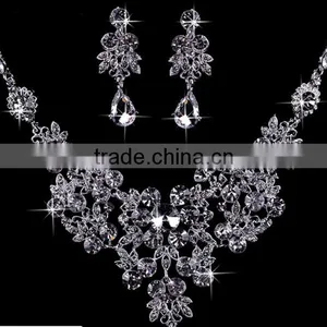 Butterfly Design Crystal Jewelry Set Micropave Setting Crystal Jewelry Set Bling Bling White Crystal Jewelry Set thumbnail-4