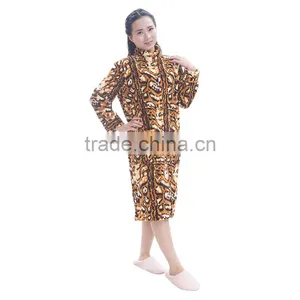 Women Sexy Animal Printed Fleece Fabric Bathrobe With Zipper thumbnail-1