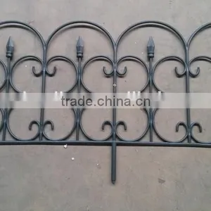 Portable Garden Fence thumbnail-3