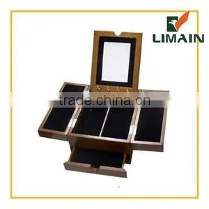 Wooden Jewelry Box thumbnail-1
