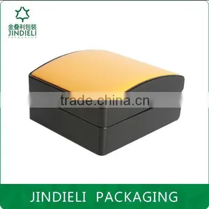 Fashion Arc Yellow and Black Leather Jewelry Box thumbnail-1