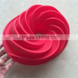 Big Swirl Shape Silicone Butter Cake Mould Kitchen Baking Tools thumbnail-3