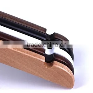 Wooden Hanger Manufacturer From China thumbnail-6