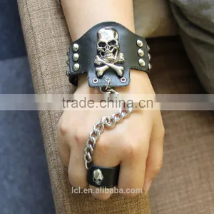 New Trend Fashion Imitation Jewelry Halloween Decoration Punk Skull Bracelet Bullet Leather Bracelet for Man Hip Pop thumbnail-3