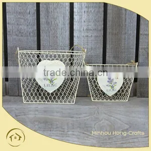 Metal Wall Mounted Hanging Baskets thumbnail-1