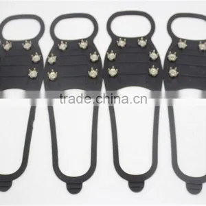 Antifrozen and Antiskid Silicone Rubber Snow Shoes With Stainless Spikes thumbnail-4
