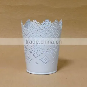 Metal Flower Pot thumbnail-1