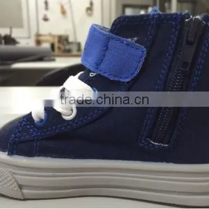 2017 China Factory Stock Low Price Kids Canvas Shoes Cheap Clearance thumbnail-2