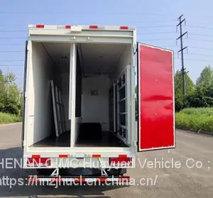 Dongfeng 4x2 Mini Mobile Stage Truck thumbnail-4