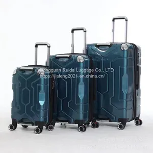 Travelling Case thumbnail-1