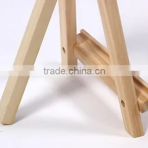 Small Wooden Easel thumbnail-4
