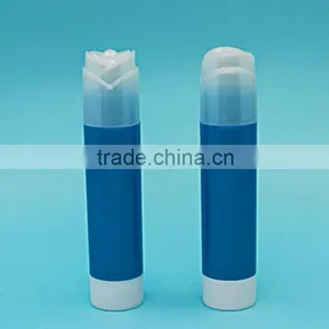China Manufacturer Lip Balm Tube, Customized OEM Lip Balm Container thumbnail-4