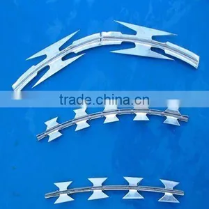 PVC Coated Barbed Iron Wire thumbnail-1