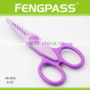S5-1012 5.5 Inch 2Cr13 Stainless Steel Blade With Colorful Plastic Handle Shape Cutting Scissors thumbnail-1