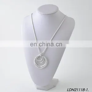 Latest Jewelry Design Long Snake Chain Worn Gold Silver Multi-circle Pendant Necklace Wholesale thumbnail-5