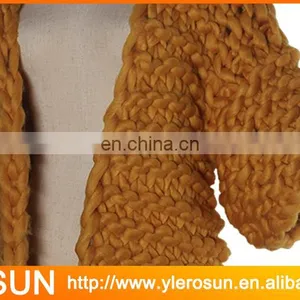 Women Handmade Woolen Sweater Design Patterns thumbnail-5