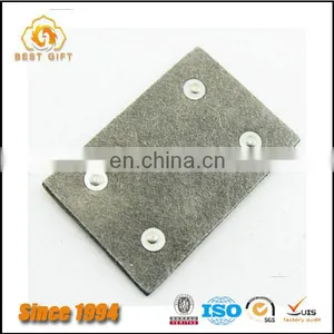 Guangdong Wholesale Custom Logo Cheap Hardware Clothing Accessories Label Metal Logo Patches for Jeans thumbnail-6