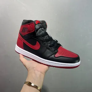 NIKE Air Jordan 1 Retro High AJ thumbnail-2