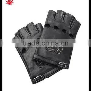 Fashion Ladies Heart Shape Rivets Studded Less Finger Driving Leather Gloves thumbnail-1
