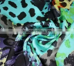 Factory Direct Sales Floral Printed Silk Stretch Satin Fabric for Wowenfor Dress,underwear,nightgown,garment, Etc thumbnail-3