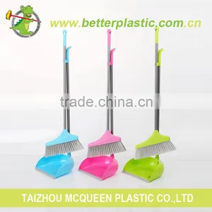 China Factory New Design Cleaning Tool 2312F Plastic Printing Broom Dustpan Set thumbnail-2