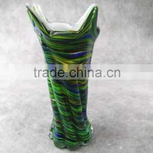 Art Glass Vase thumbnail-3