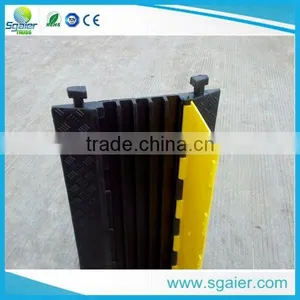 2/3/4/5 Channel Corner/Bend of Cable Protector ,cable Ramp for Sale thumbnail-4