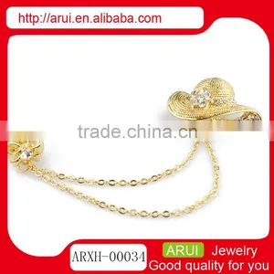 China Gold Ladies Hat Shape Brooch Shoulder Pins Crystal Brooches thumbnail-1