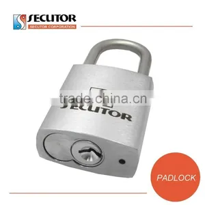 Light Duty Padlock With Removable Re-Keyable Core thumbnail-1