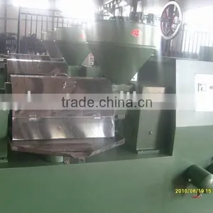 Screw Oil Press for Peanut Kernel thumbnail-1