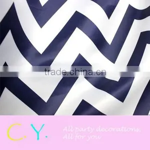 Chervon Printing Tablecloth White/Navy Blue thumbnail-1