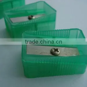 Best Sale Promotional Cheap Transparent Color Plastic Pencil Sharpeners thumbnail-3