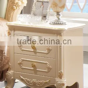 Latest China Wholesale Classic Chinese Wood Hand Carved French Bed thumbnail-2