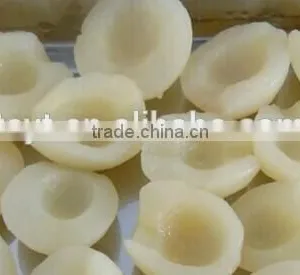 Canned Pear Halves in Light Syrup thumbnail-2