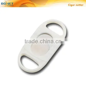 SC21008 CE Certificated Cuts up to a 60 Ring Gauge Cigar Best Cheap Wholesale Cigar Cutter thumbnail-1